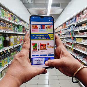 Online disrupts India's wholesale business