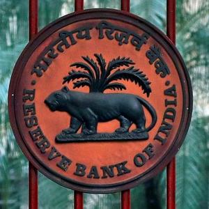 RBI to crack whip on recovery agents; restrict apps