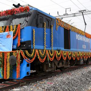 Railways readies plan to meet 2030 net-zero target
