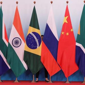 BRICS pitches for using local currencies in intl trade