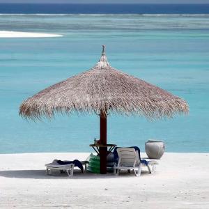 Maldives tour operators feel the heat as row escalates