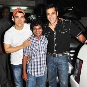 Salman Khan cheers for Aamir's film