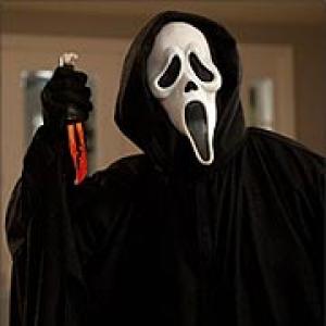 Review: Scream 4 offers nothing new