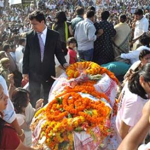 PIX: Bhupen Hazarika's body arrives in Assam, last rites today