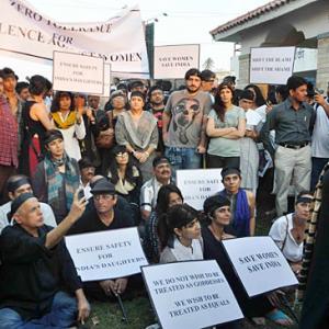 PIX: Bollywood's peace march for Delhi gang-rape victim