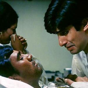 Amitabh Bachchan's Top 25 Dialogues Of All Time