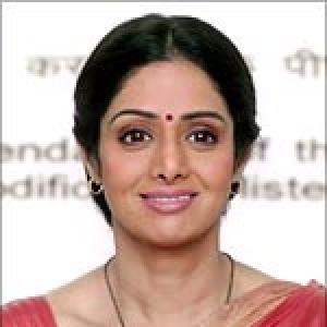 Chat@3:30: Discuss English Vinglish right here!