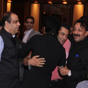 PIX: Salman, Shah Rukh reunite at Iftar party
