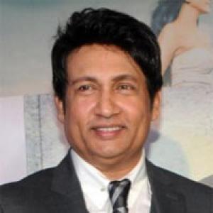 Chat@noon: Connect with Shekhar Suman, right here!