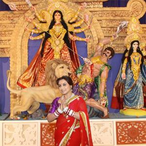 PIX: Rani Mukerji and cousins at Durga Puja celebrations