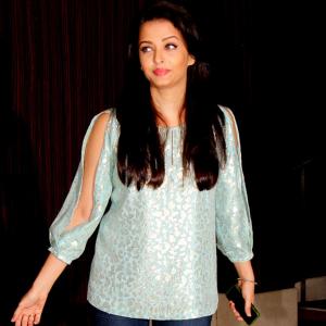 PIX: Aishwarya starts working on Jazbaa