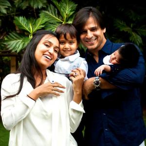 Meet Vivek Oberoi's newborn daughter!