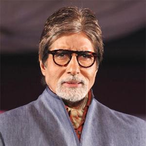 Amitabh Bachchan proud of Padma record set by his family