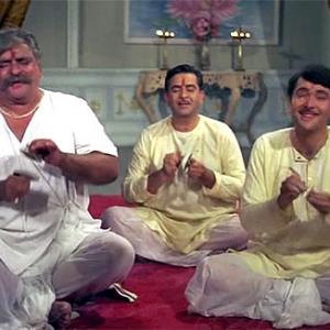 Classic revisited: Three generations of Kapoors in Kal Aaj Aur Kal