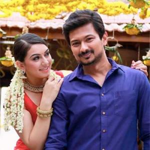 Review: Manithan is a poor imitation of Jolly LLB