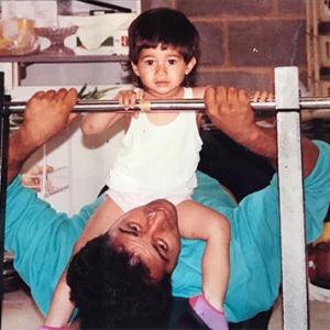 Sunny Deol shares adorable pic
