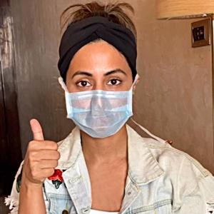 Video: Hina Khan shows how to wear the mask correctly
