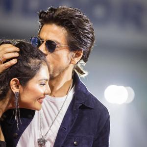 'Forgot my steps while dancing with SRK'