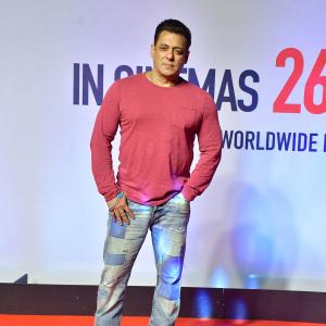 After Shooting, Salman's 1st Appearance