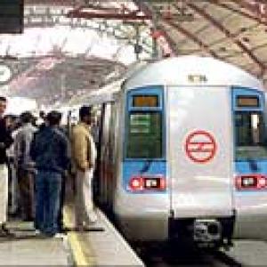 Delhi Metro train derails; no one injured