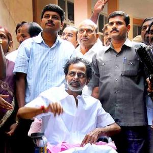 Political drama intensifies over Telangana in AP 