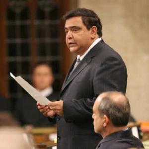 Canadian MP Deepak Obhrai denied Lankan visa