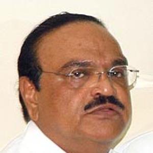 R R Patil refused to step out on 26/11: Bhujbal