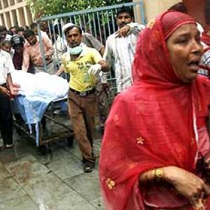 Mourning, tears for victims of Delhi stampede