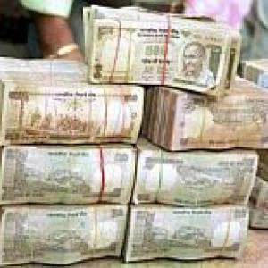 Hawala scam worth Rs 5000 cr busted