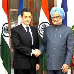 Dr Singh, Sarkozy N-power Maharashtra!