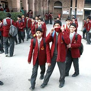 Pix: No winter vacations for Kashmir students