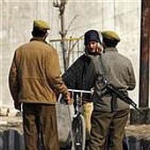 Kashmir remains shut, under tight vigil