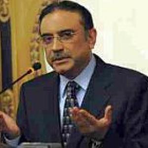 Zardari asks India to stop fuelling arms race