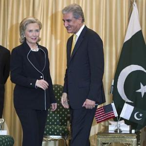 Hillary hand behind Krishna-Qureshi thaw in Kabul
