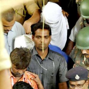 Mecca Masjid blast: 2 RSS men remanded in custody: