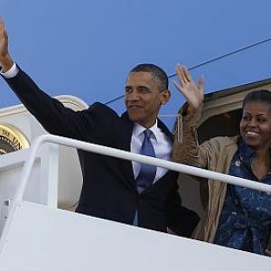 US President Obama leaves for India
