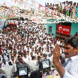 Jagan hopes for landslide victory in Andhra