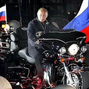 In PHOTOS: 'Macho' Putin woos Russia's GenY