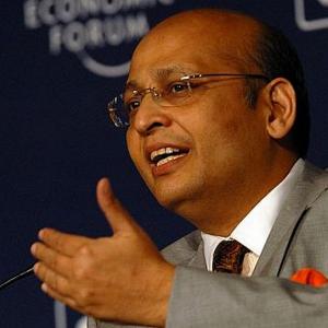 Singhvi disrespecting Parliament on Lokpal, alleges Team Anna