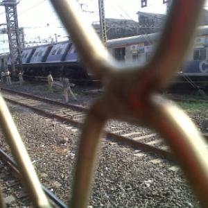 Mumbai: Ragging victim jumps before local train, dies