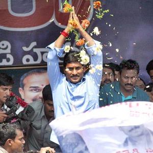 IMAGES: Overwhelming support for Jagan's seven-day fast