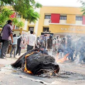 IMAGES: Telangana students' rally turns violent 