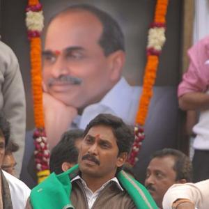 'I did a favour to Cong by not toppling AP govt'