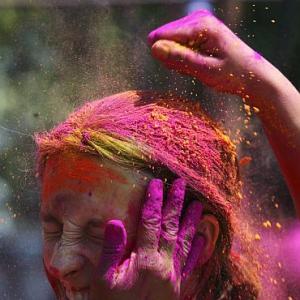 GET GORGEOUS: 10 tips to protect your hair this Holi