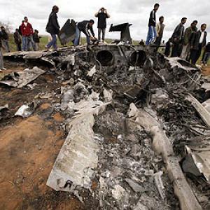 PIX: US fighter jet crashes in war-torn Libya