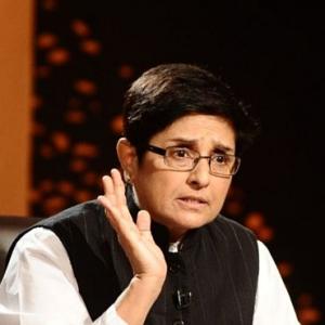 Kiran Bedi compares PM to Dhritarashtra, Cong hits back