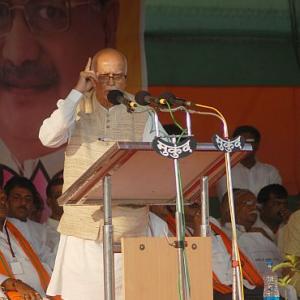 What has Sonia done to curb corruption: Advani