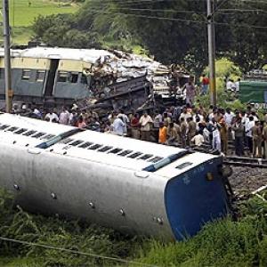 Chennai train crash: 10 killed, human error suspected