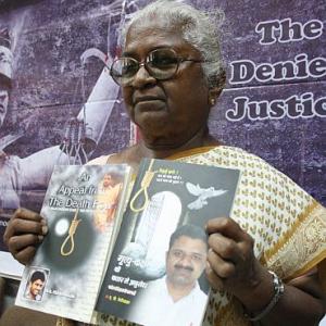 My son is innocent, says mother of Rajiv 'assassin'