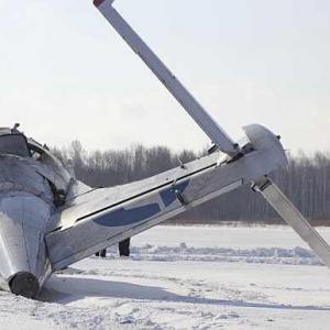 Pix: 31 dead as Russia plane crashes, breaks into pieces